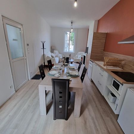 L Essentiel Gite Pour 6 Personnes Sireuil  Buitenkant foto