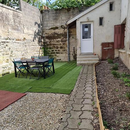 L Essentiel Gite Pour 6 Personnes Sireuil  Buitenkant foto