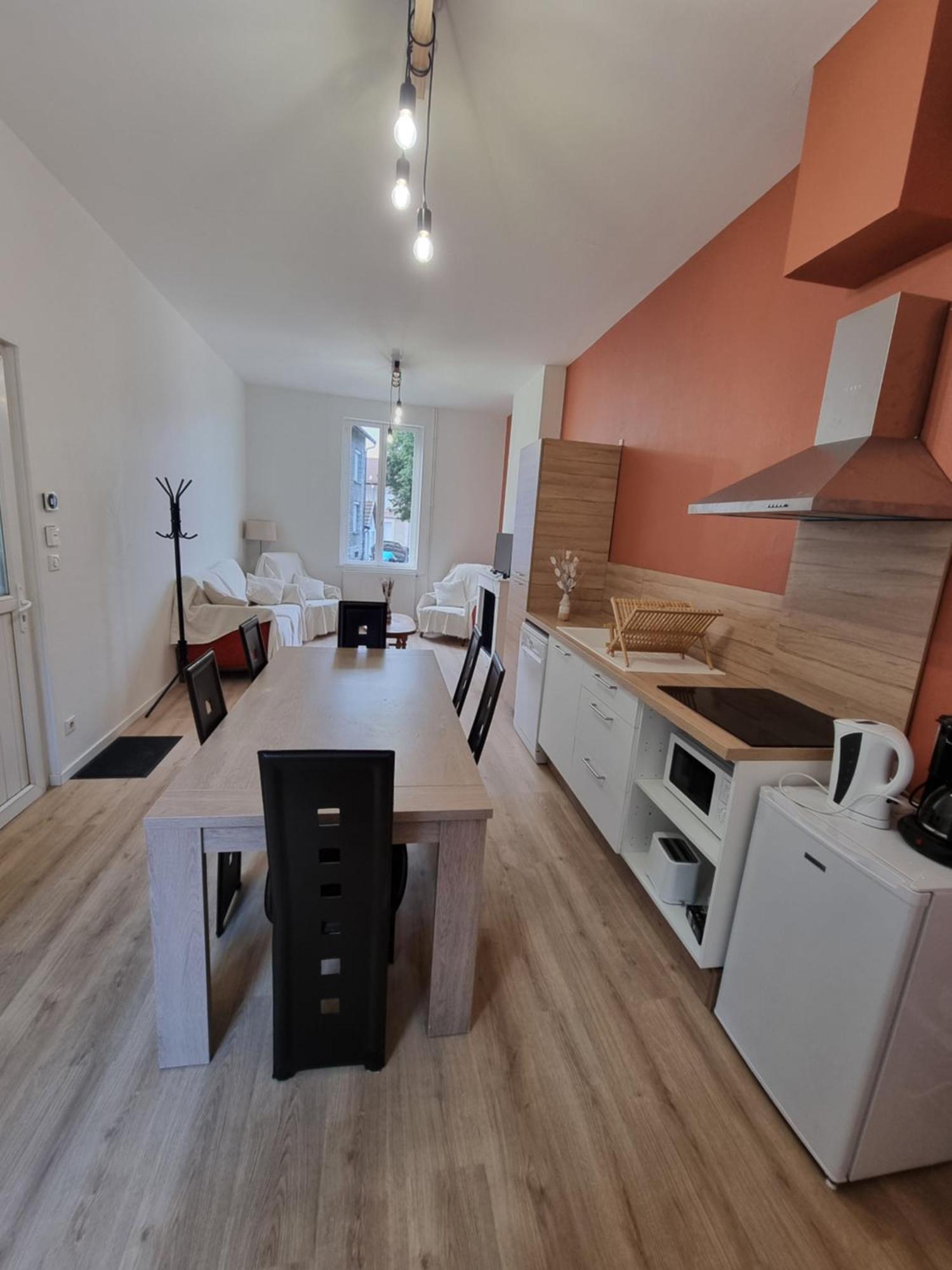 L Essentiel Gite Pour 6 Personnes Sireuil  Buitenkant foto