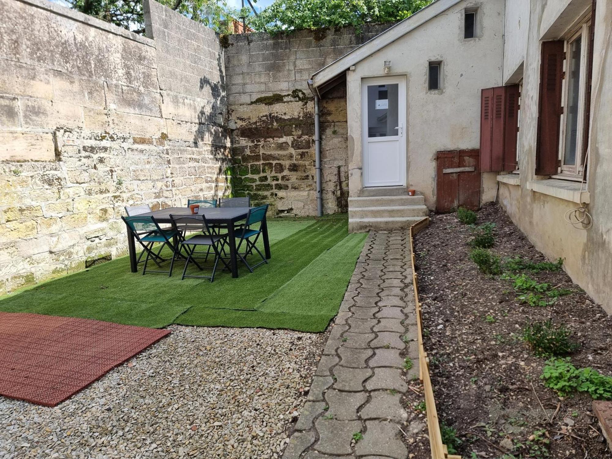 L Essentiel Gite Pour 6 Personnes Sireuil  Buitenkant foto